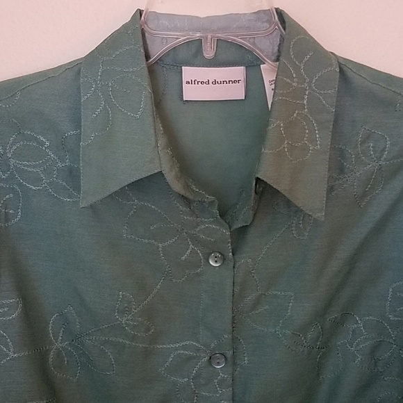 NWT Alfred Dunner Sage Green Embroidered Blouse Top 10 - Picture 2 of 8